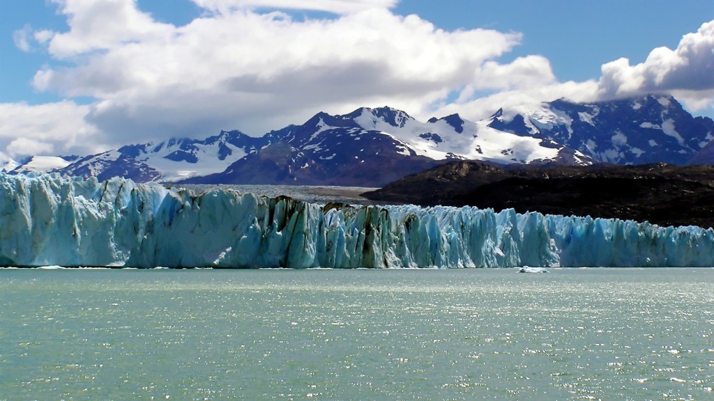 Upsala-Glacier-Los-Glaciares-National-Park-Patagonia-Argentina1